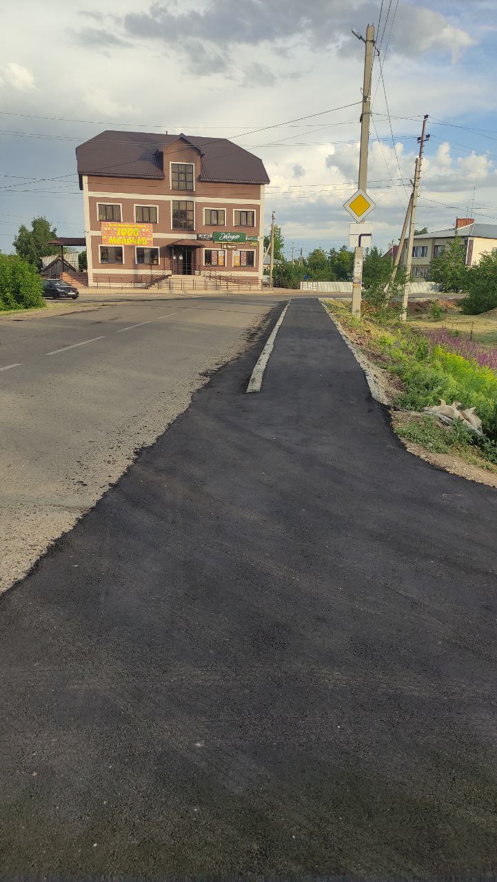 Устройство тротуара по ул.Восточная, июнь 2022 года